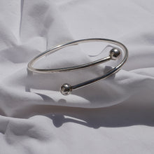 Load image into Gallery viewer, bracelet  hand made silver

