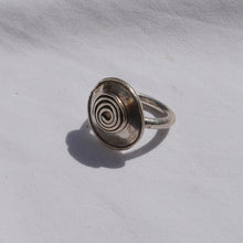 Load image into Gallery viewer, Ring Swirl Silver
