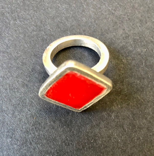 Ring with red resin