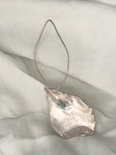 Load image into Gallery viewer, Pendant - delicate silver leaf
