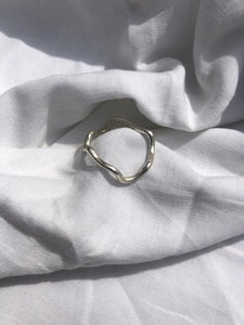 Rings- squiggly rings